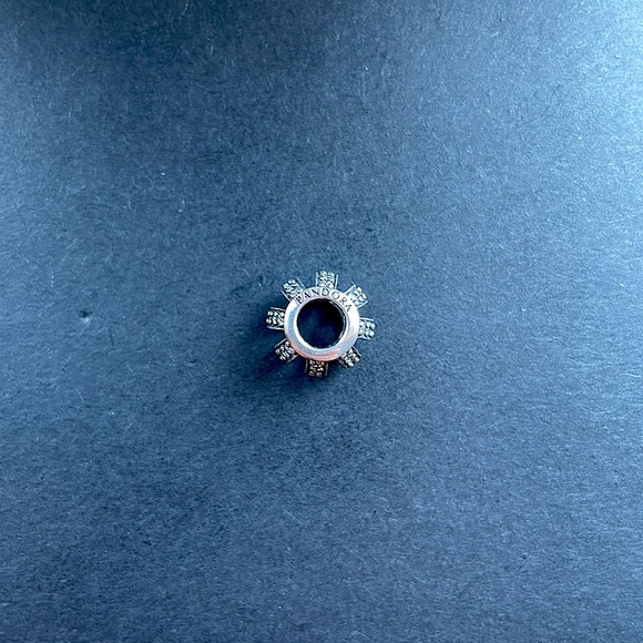 Pandora Leading Lady charm style 791115CZ - Picture 2 of 3